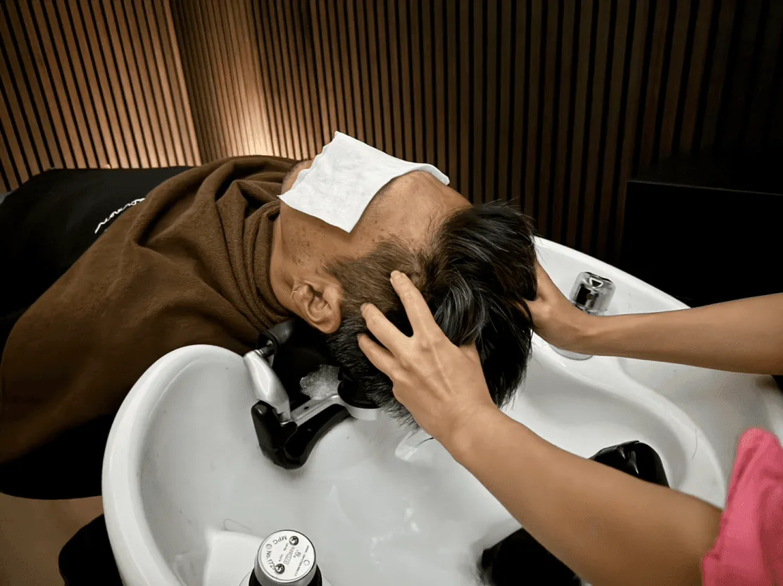Head spa treatment